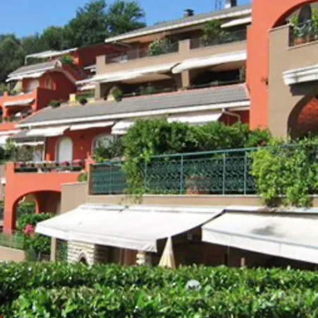 Portofino Est Lovely Appartement